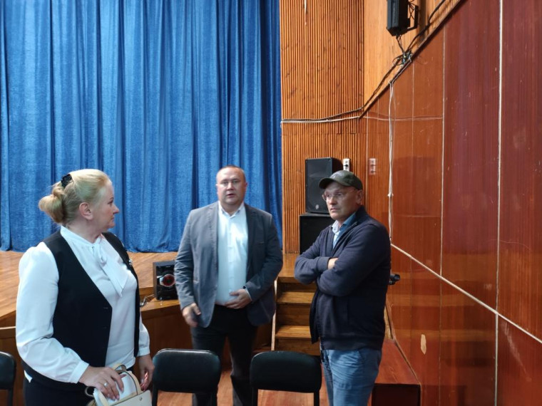 Алексей Медведев встретился с жителями с. Чунояр.
