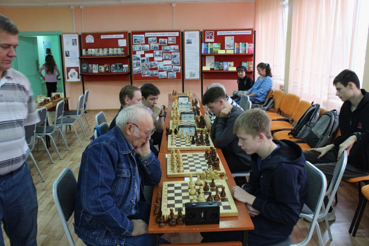 3 ноября 2019г. в Богучанской Центральной районной библиотеке прошел открытый районный турнир по шахматам, посвященный Дню народного единства..